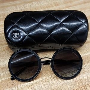 ❌SOLD❌ Chanel Sunglasses 4226